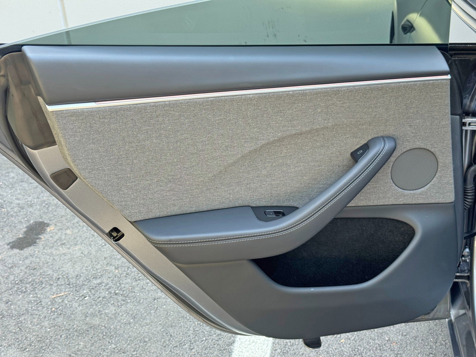 Used 2025 Tesla Model 3 Long Range RWD image 49