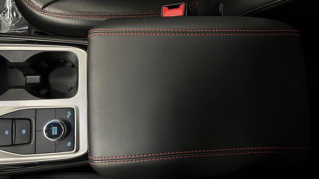 Used 2022 Ford Explorer ST-Line image 20