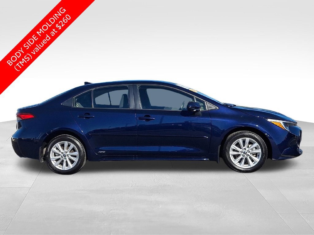 Used 2026 Toyota Corolla LE w/ LE Premium Package AWD/4WD image 9