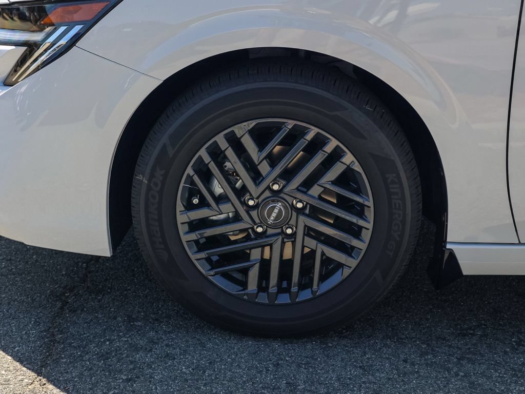 New 2026 Nissan Sentra SV w/ Floor Mat Package FWD image 11