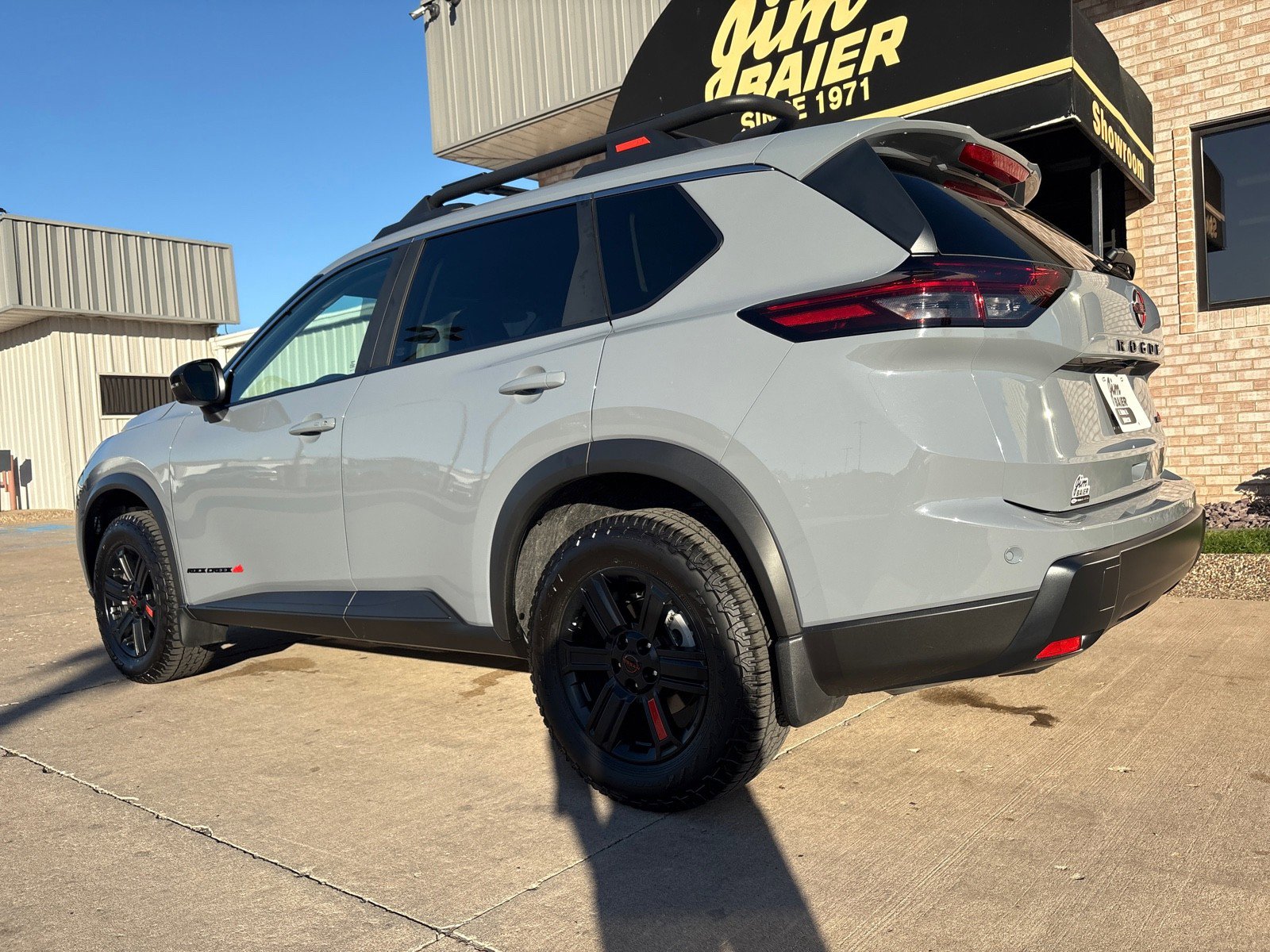 Used 2025 Nissan Rogue Rock Creek w/ Rock Creek Premium Package image 10