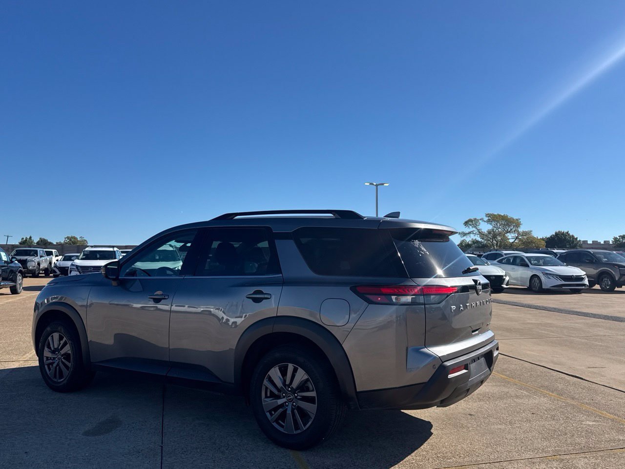 Certified 2024 Nissan Pathfinder SV w/ Cargo Package AWD/4WD image 14