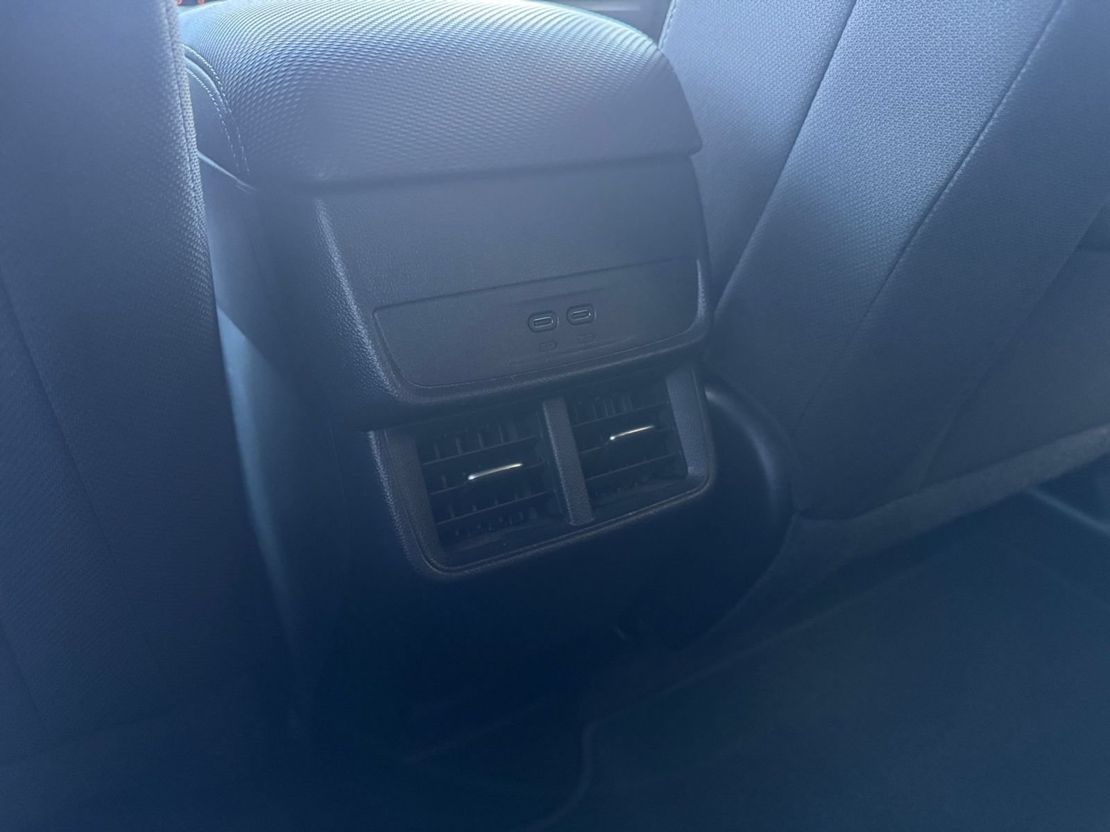 Used 2025 Chevrolet Equinox LT FWD image 23