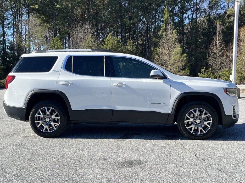 Used 2023 GMC Acadia SLT image 28