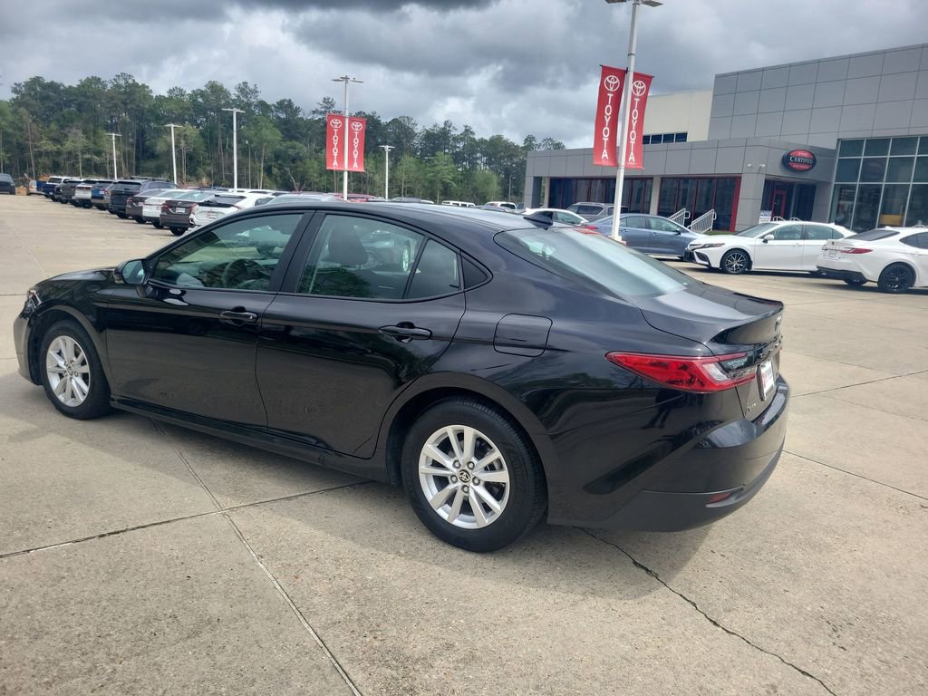 Certified 2025 Toyota Camry LE FWD image 3