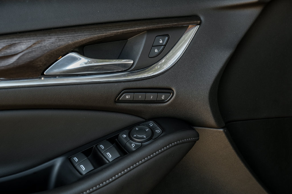 Used 2024 Buick Enclave Avenir w/ Avenir Technology Package FWD image 60