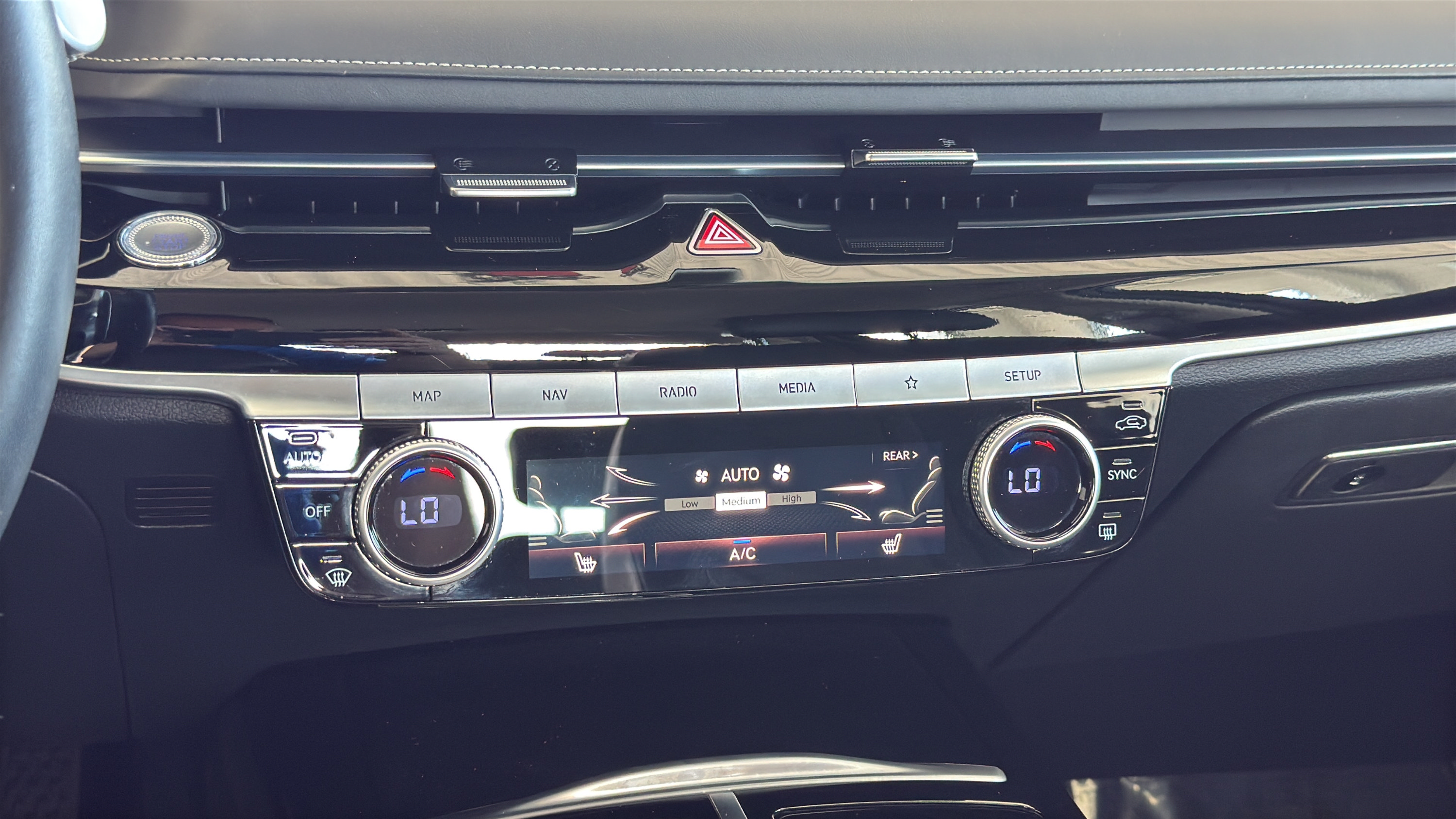 Used 2023 Genesis G80 2.5T RWD image 39