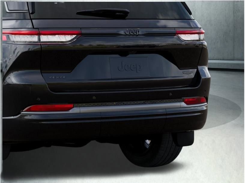 New 2026 Jeep Grand Cherokee Summit w/ Obsidian Package AWD/4WD image 15