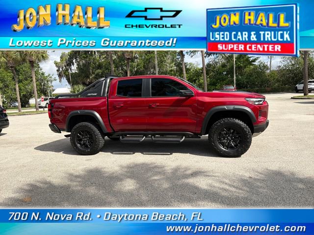 Used 2025 Chevrolet Colorado ZR2 w/ Midnight Edition AWD/4WD image 18