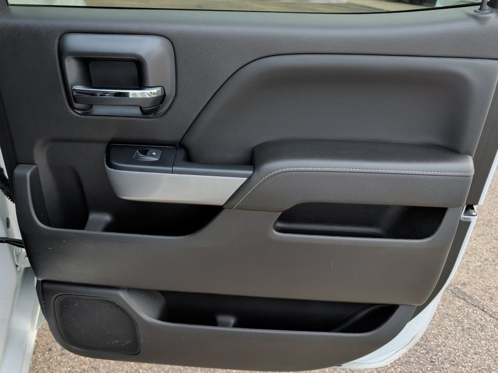 Used 2018 Chevrolet Silverado 1500 LT w/ All Star Edition AWD/4WD image 34