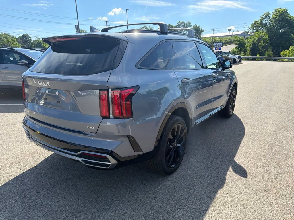Certified 2023 Kia Sorento SX AWD/4WD image 7