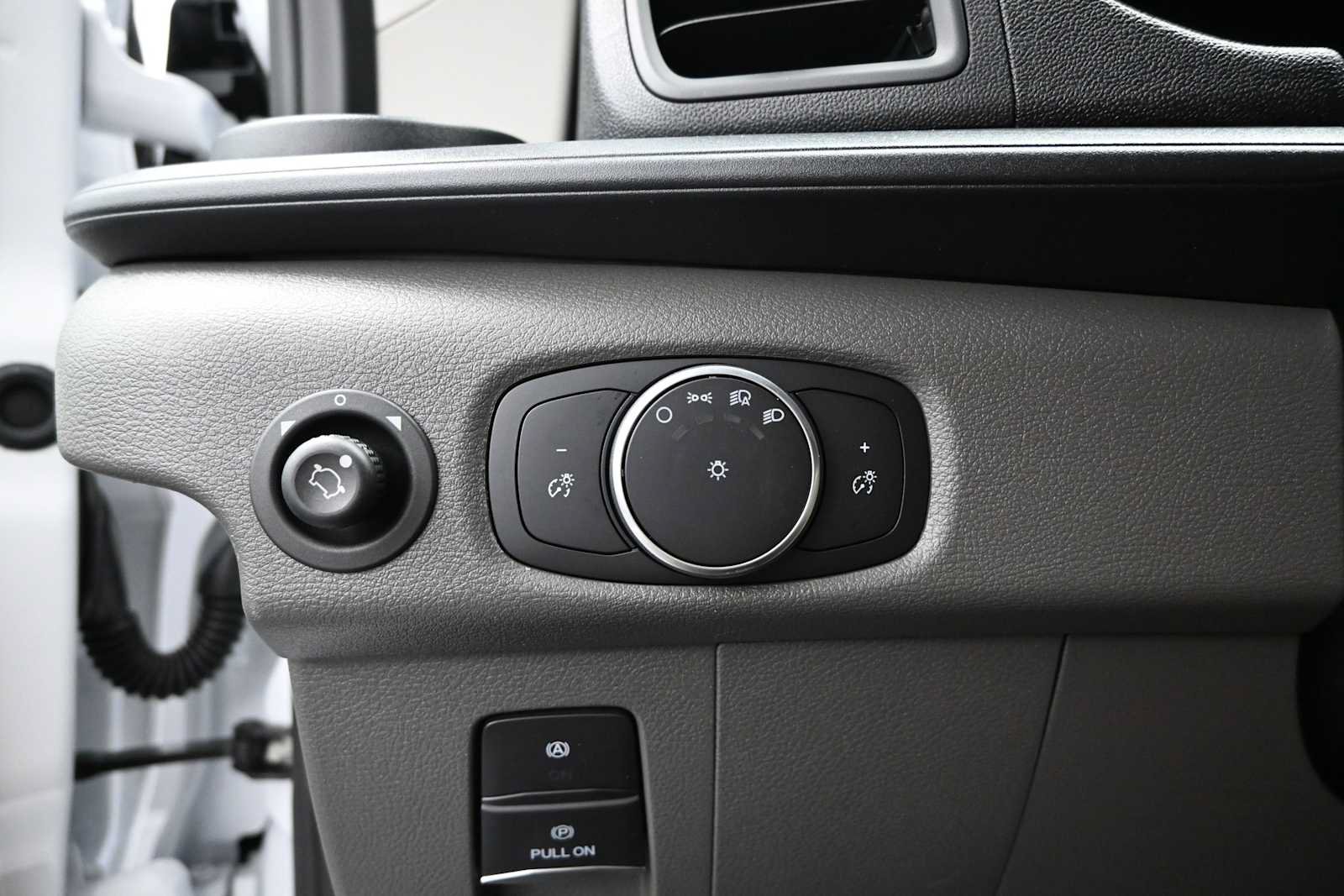 New 2027 Ford Transit 150 Low Roof RWD image 30