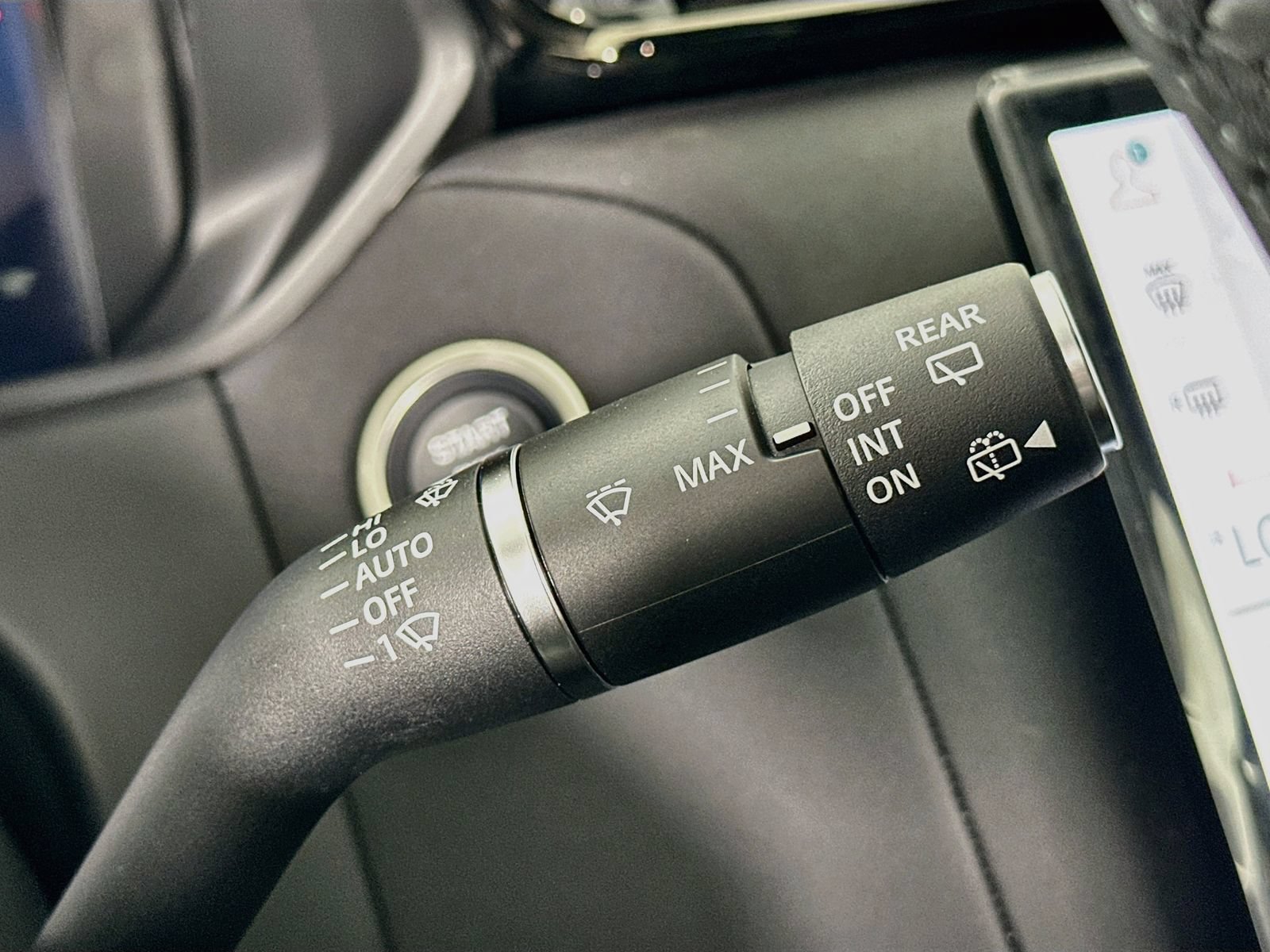 New 2026 Land Rover Range Rover Velar S AWD/4WD image 24