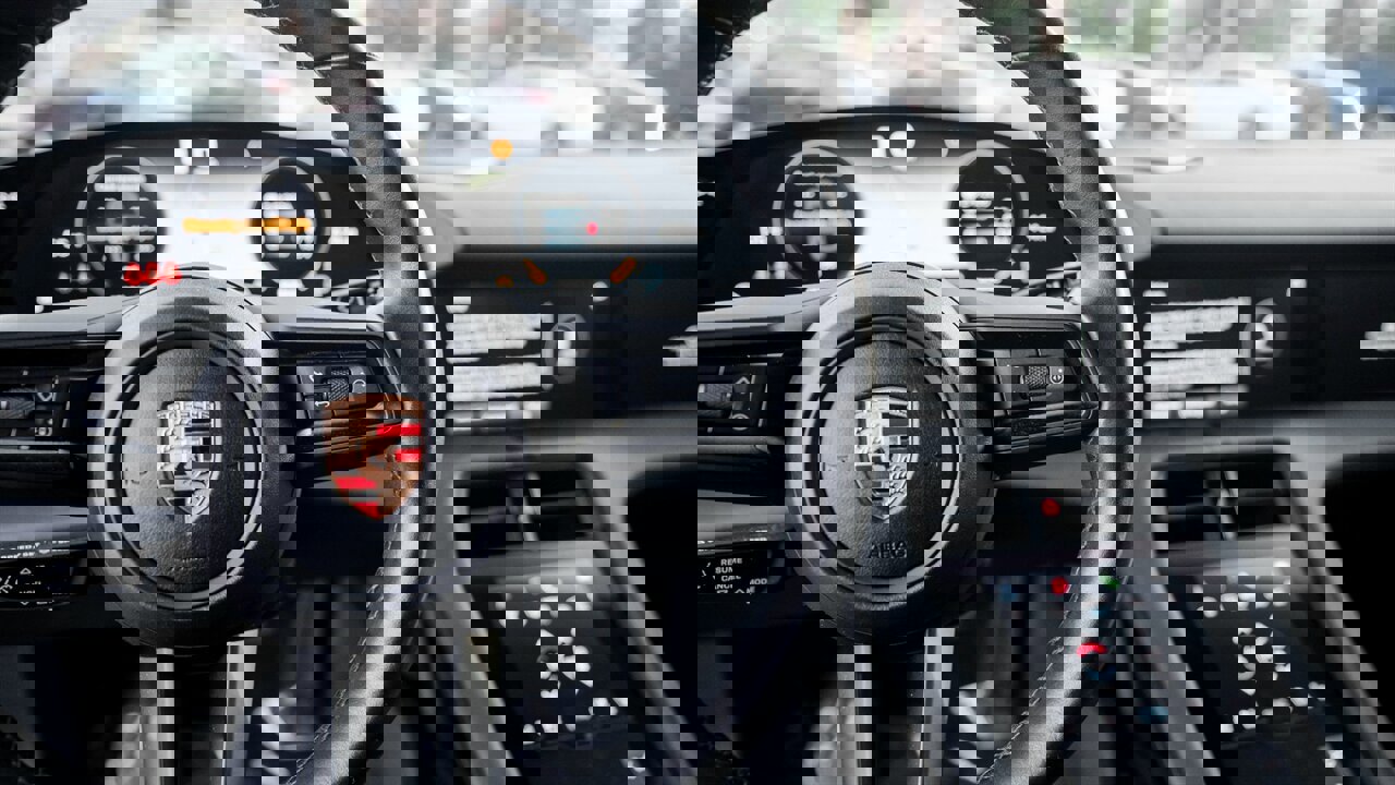 Used 2021 Porsche Taycan 4S image 22