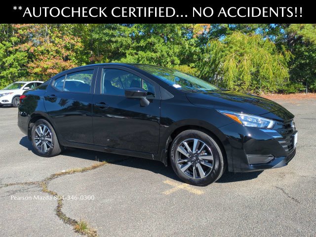 Used 2025 Nissan Versa SV w/ Trunk Package FWD image 2