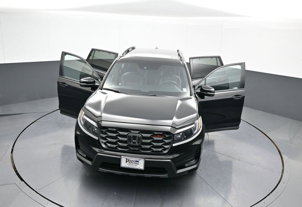 Certified 2022 Honda Passport TrailSport image 46