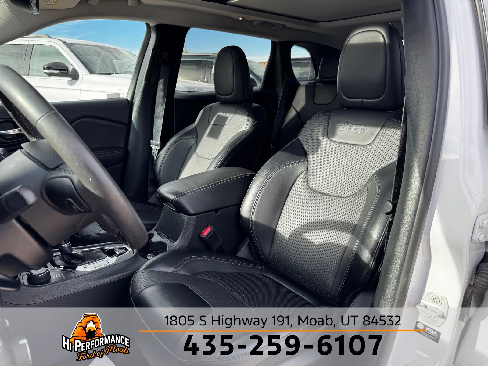 Used 2022 Jeep Cherokee Limited image 18