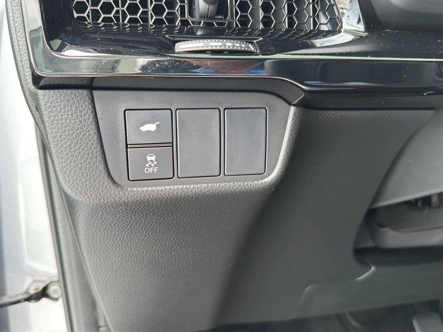 Used 2024 Honda CR-V Sport Touring image 19