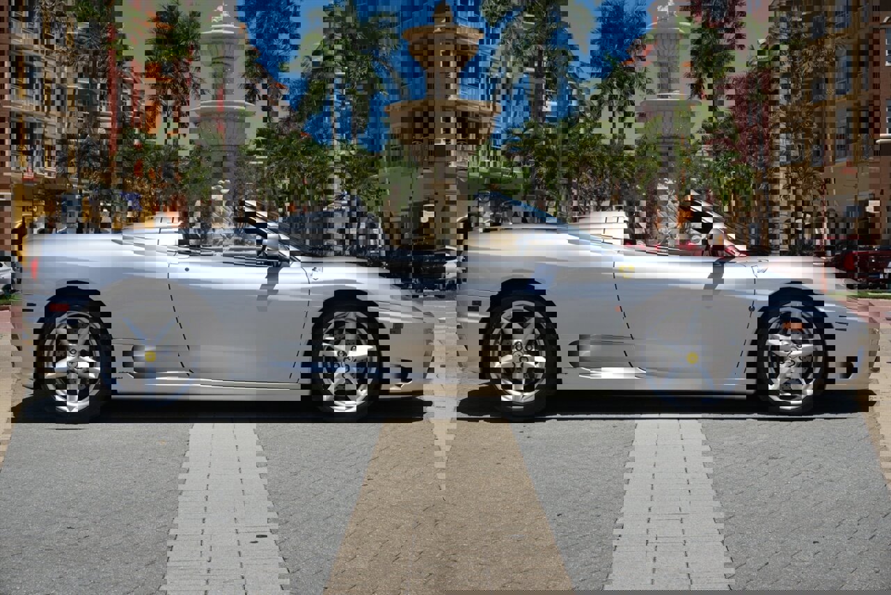 Used 2000 Ferrari 360 Spider image 24