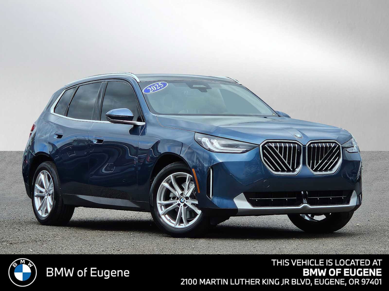 Used 2025 BMW X3 xDrive30i w/ Premium Package AWD/4WD image 1