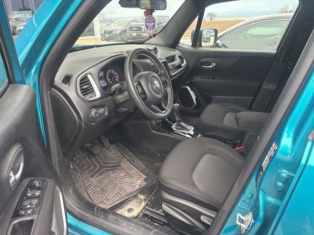 Used 2021 Jeep Renegade Latitude image 12
