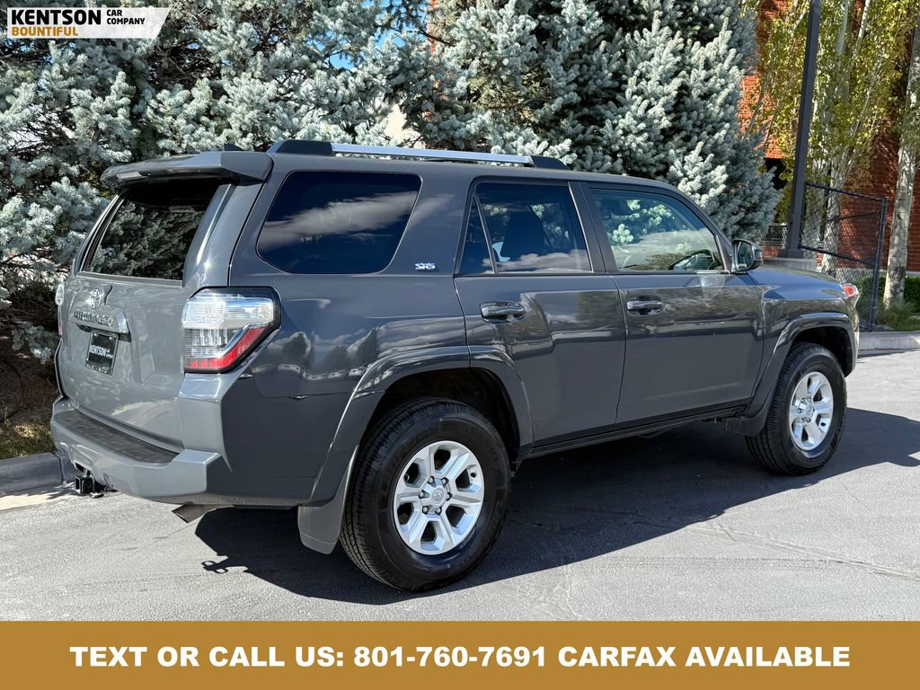 Used 2024 Toyota 4Runner SR5 AWD/4WD image 9