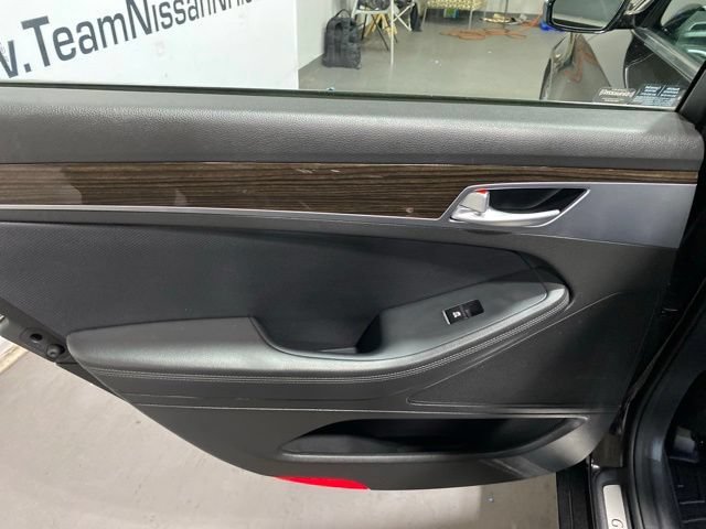 Used 2019 Genesis G80 3.8 AWD/4WD image 22