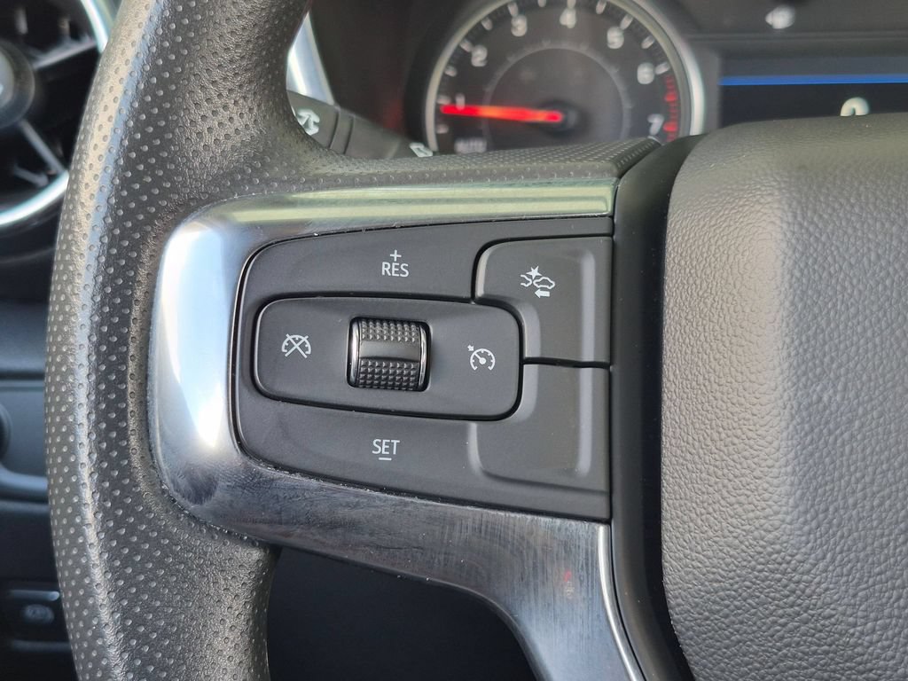 Used 2025 Chevrolet Blazer LT AWD/4WD image 14