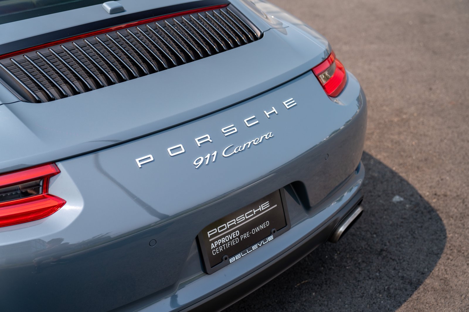 Certified 2017 Porsche 911 Carrera RWD image 28