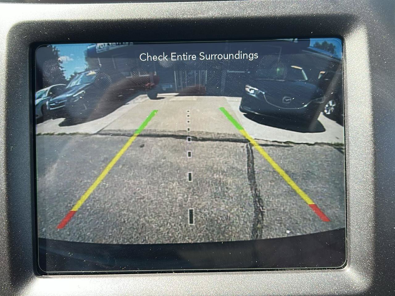 Used 2022 Jeep Cherokee Trailhawk w/ Sun, Sound & Nav Group AWD/4WD image 14