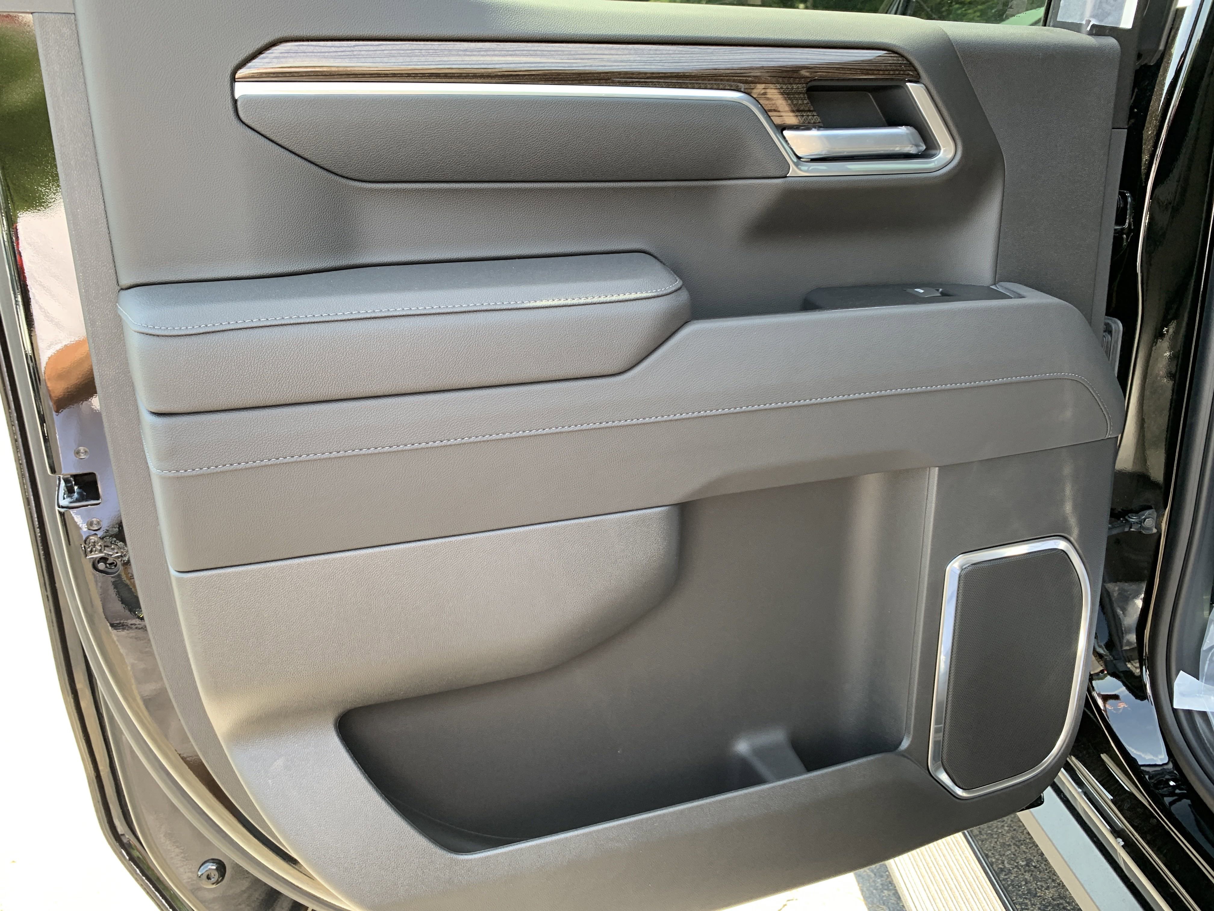 New 2025 Chevrolet Silverado 1500 RST image 25