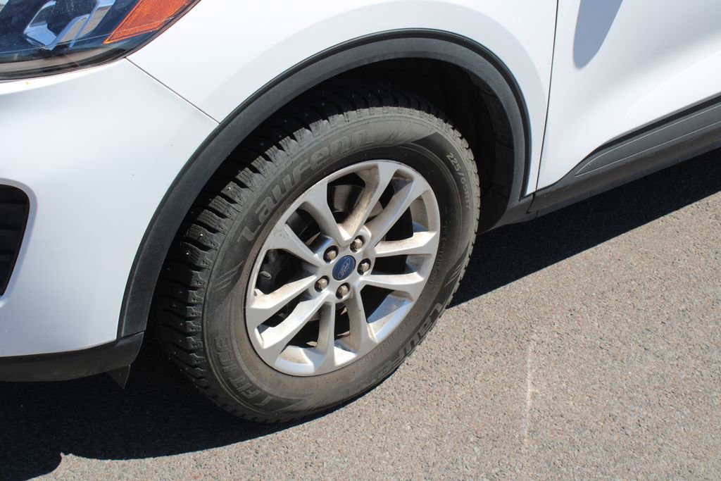 Used 2022 Ford Escape SE w/ Cold Weather Package AWD/4WD image 12