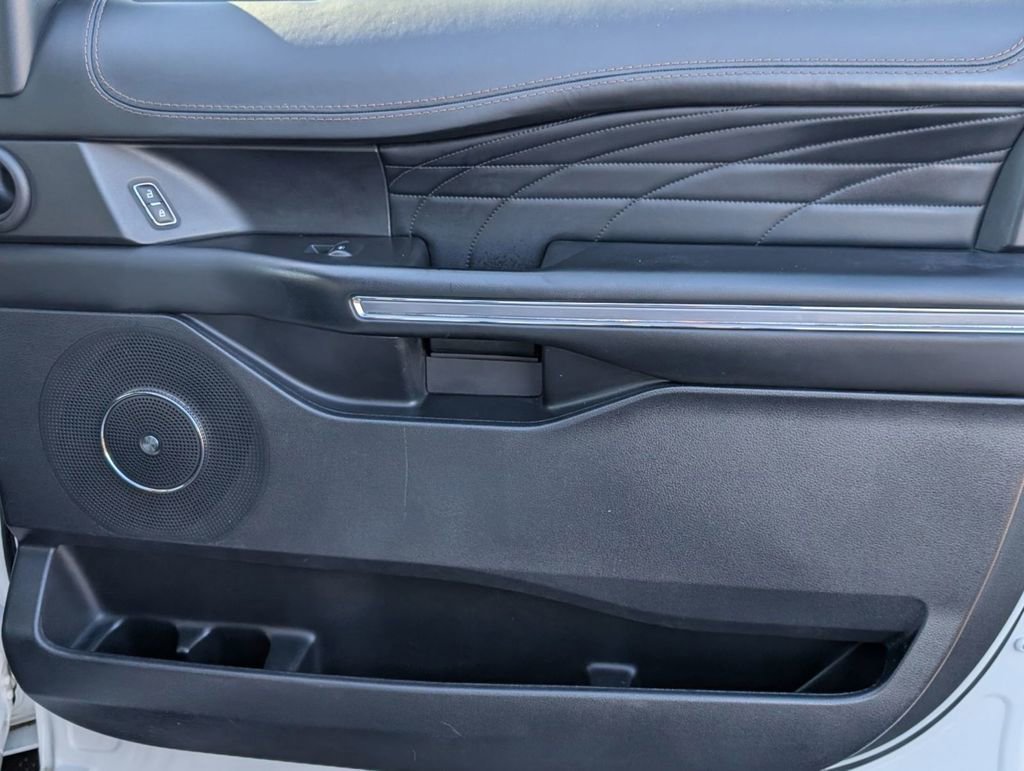 Used 2021 Ford Expedition Platinum image 51