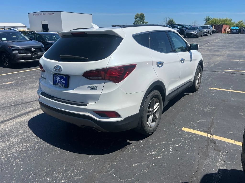 Used 2018 Hyundai Santa Fe Sport w/ 2.4L Tech Package 04 AWD/4WD image 3