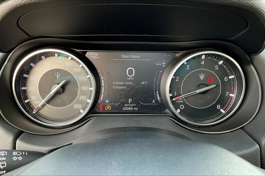 Used 2022 Maserati Levante GT image 13