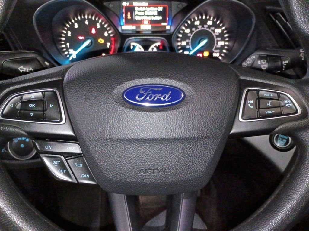 Used 2019 Ford Escape SE image 14