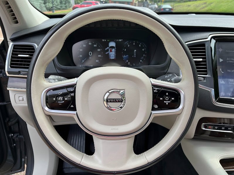 Used 2019 Volvo XC90 T6 Momentum w/ Protection Package Premier image 12