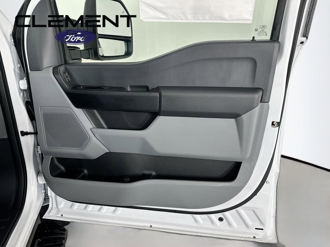 New 2026 Ford F550 4x4 Regular Cab Super Duty image 25