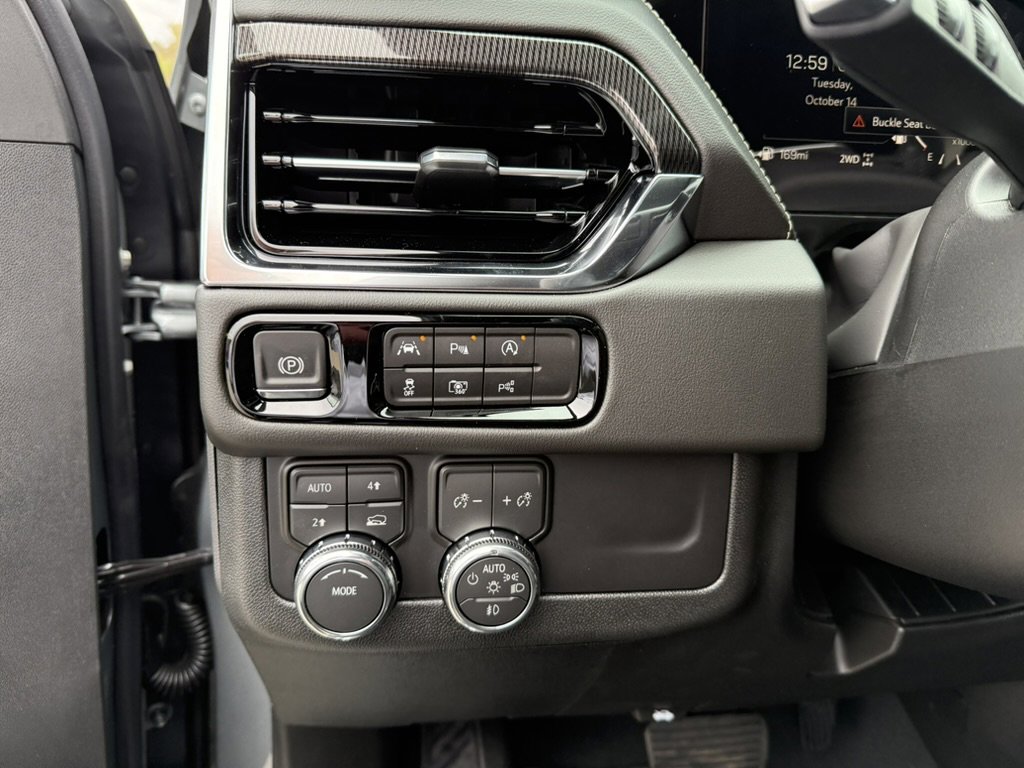 New 2026 GMC Yukon Elevation image 15