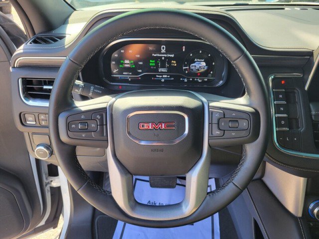Used 2023 GMC Yukon SLT RWD image 18