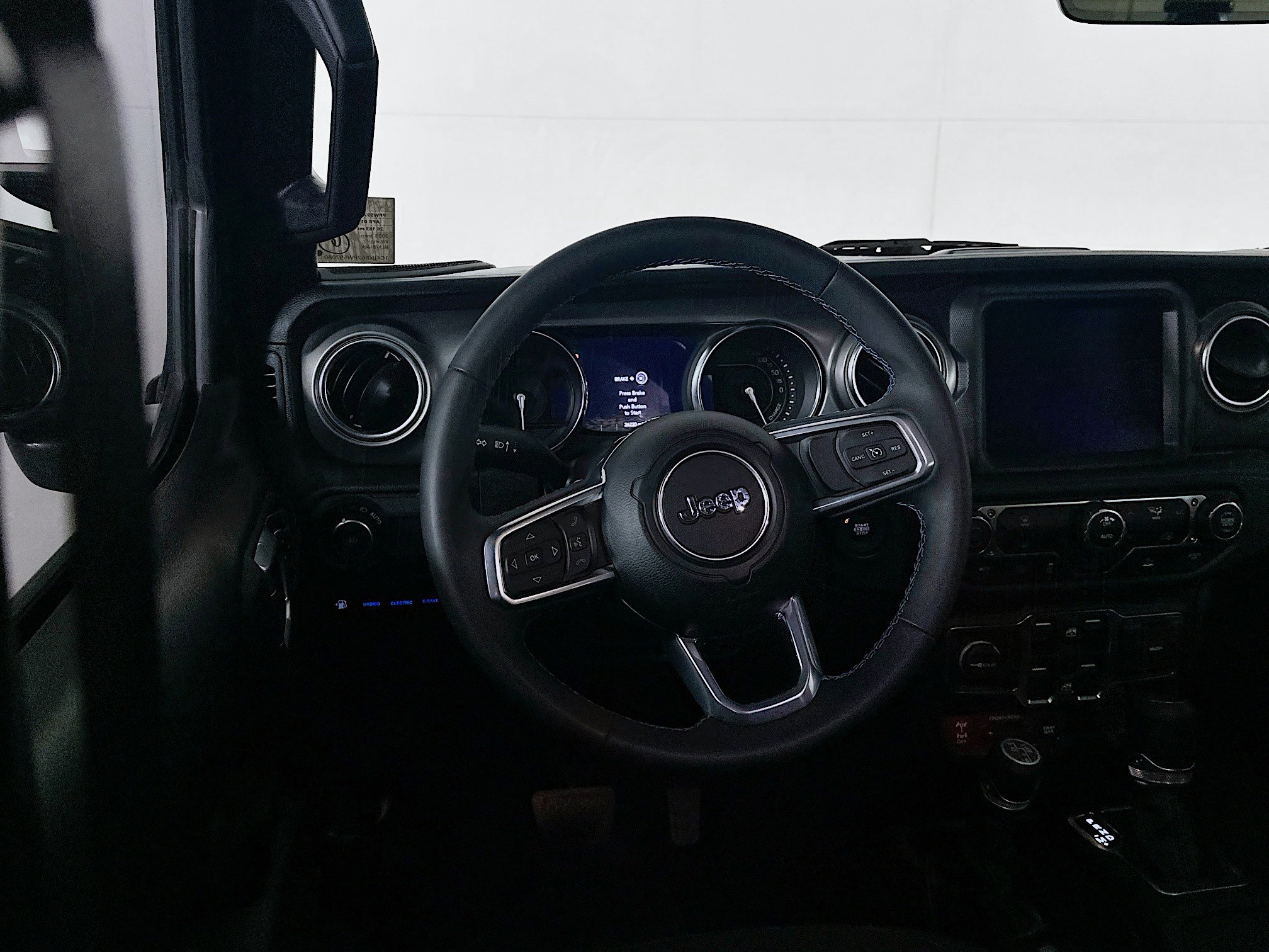 Used 2023 Jeep Wrangler Unlimited Rubicon 4xe image 17