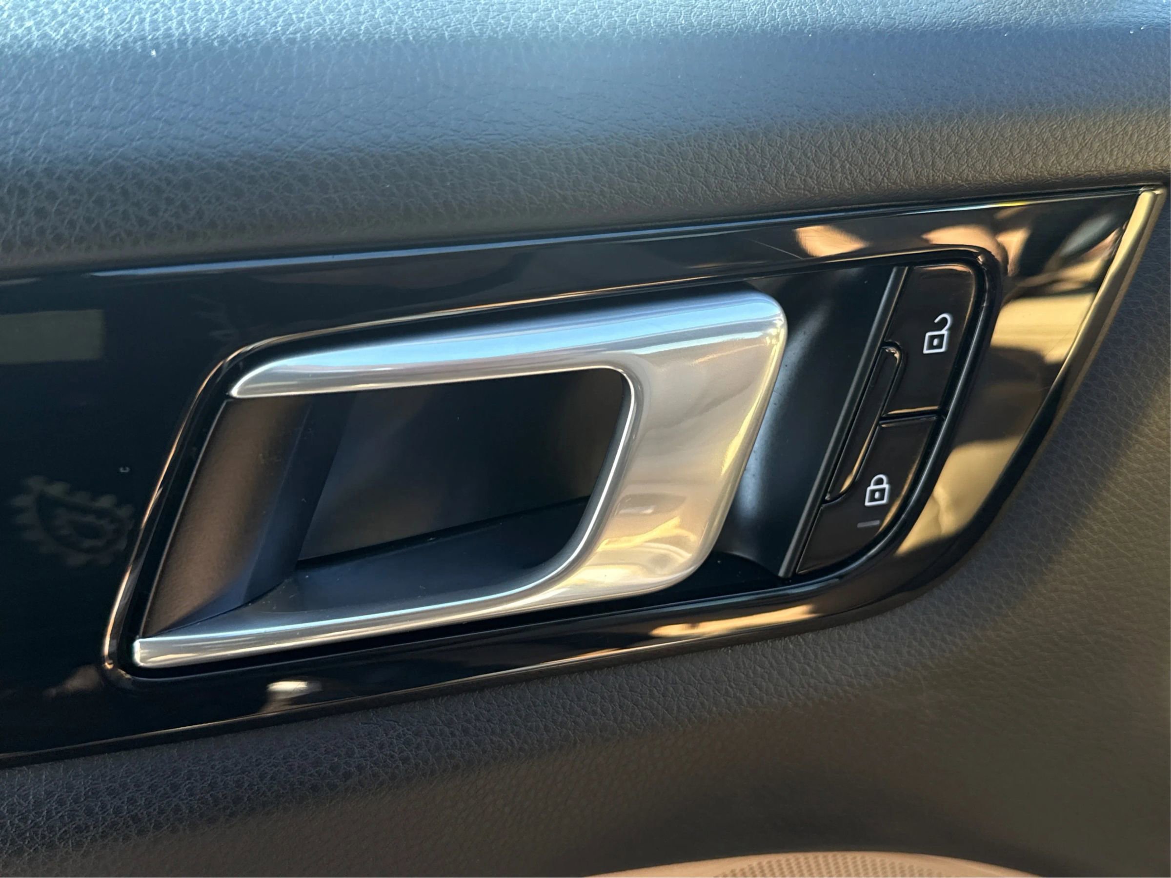 Used 2019 Porsche Cayenne image 40