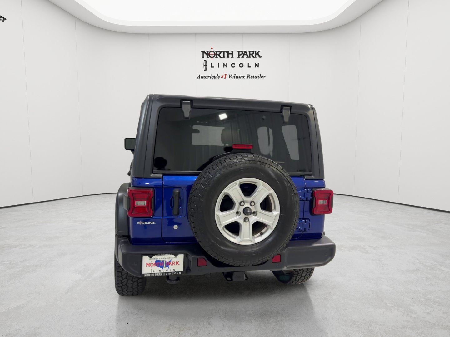 Used 2020 Jeep Wrangler Unlimited Sport S AWD/4WD image 3