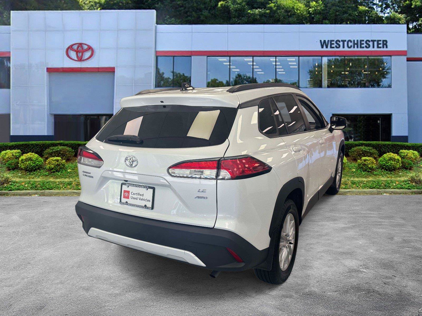 Certified 2025 Toyota Corolla Cross LE w/ Moonroof Package AWD/4WD image 7