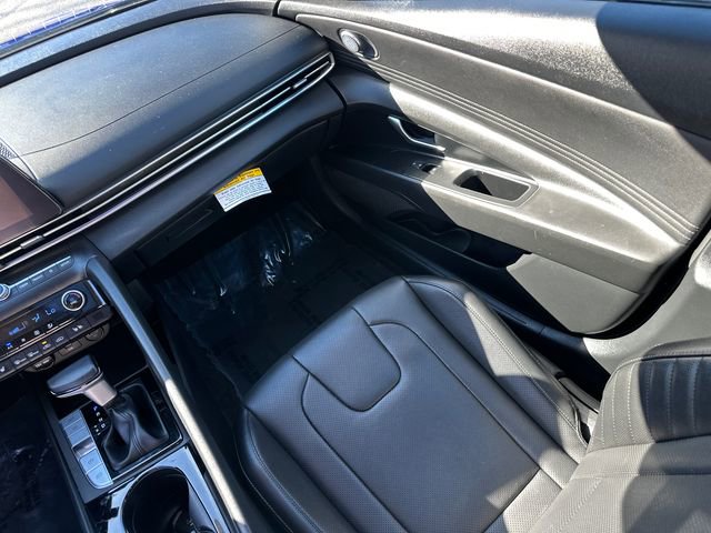 Used 2023 Hyundai Elantra Limited FWD image 19