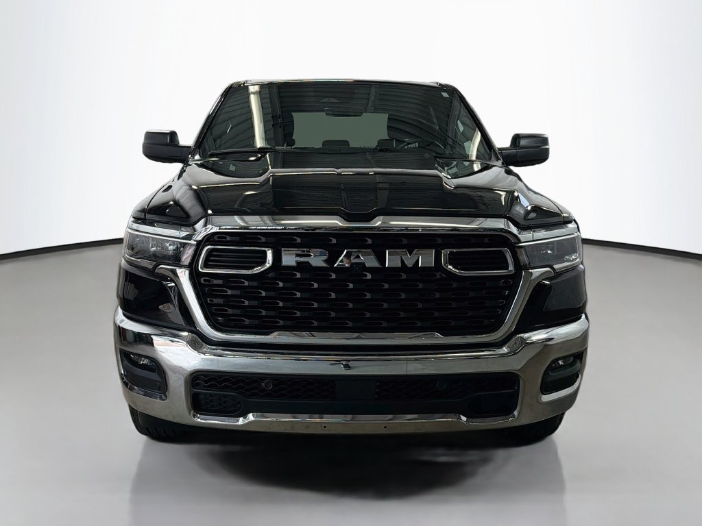Used 2025 RAM 1500 Big Horn AWD/4WD image 2