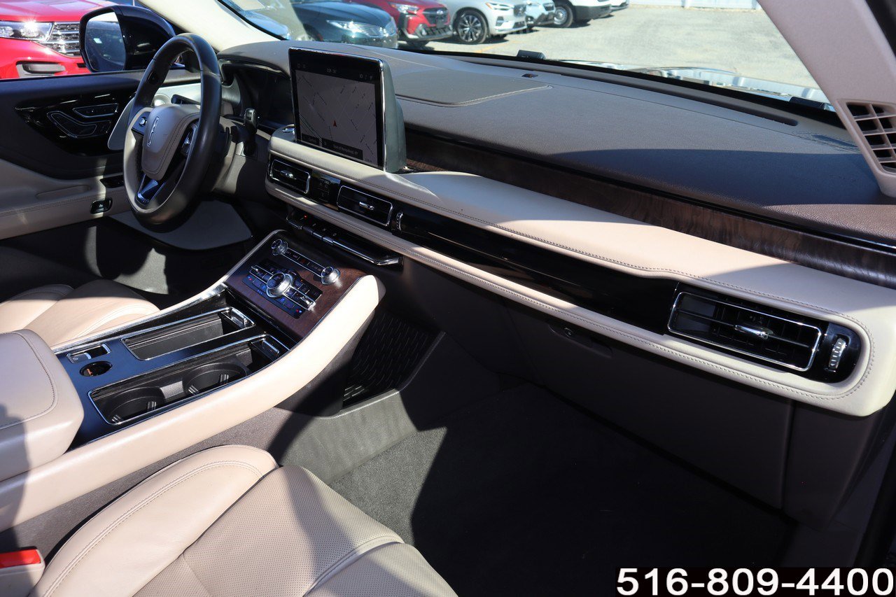 Used 2020 Lincoln Aviator Reserve w/ Equipment Group 202A image 19