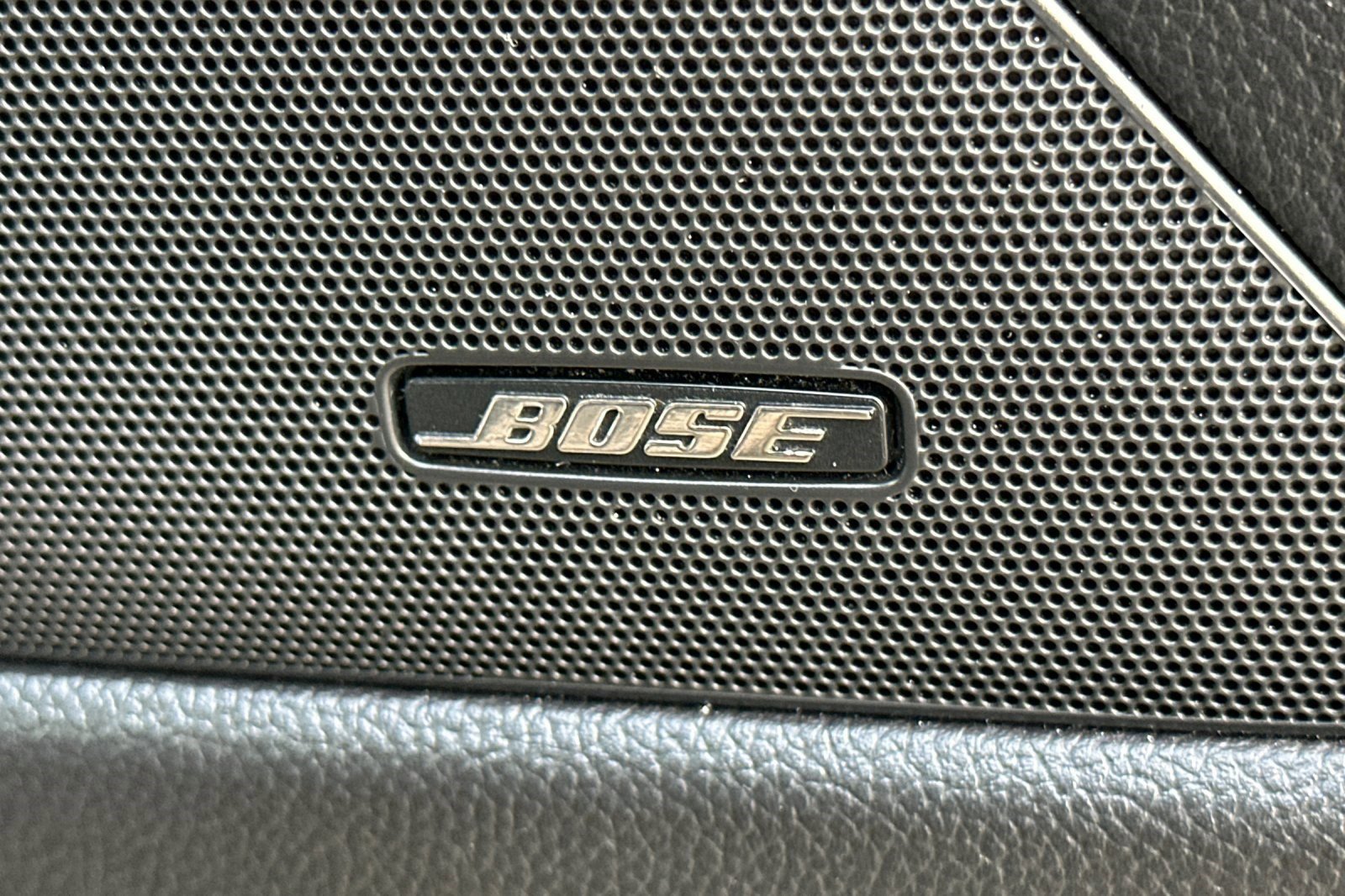 Used 2012 INFINITI G37 Journey w/ Premium Pkg image 24