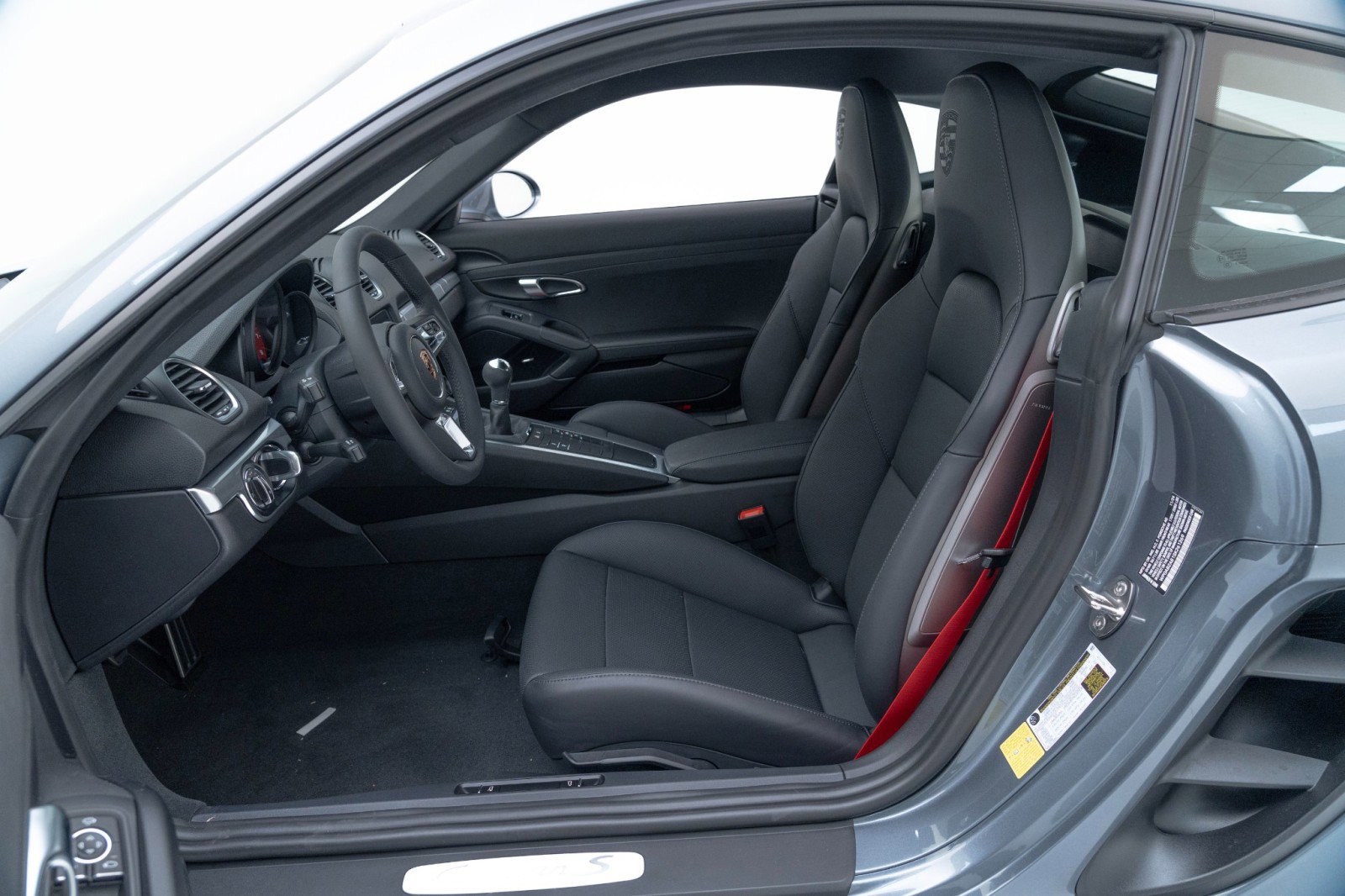 New 2025 Porsche 718 Cayman S image 17