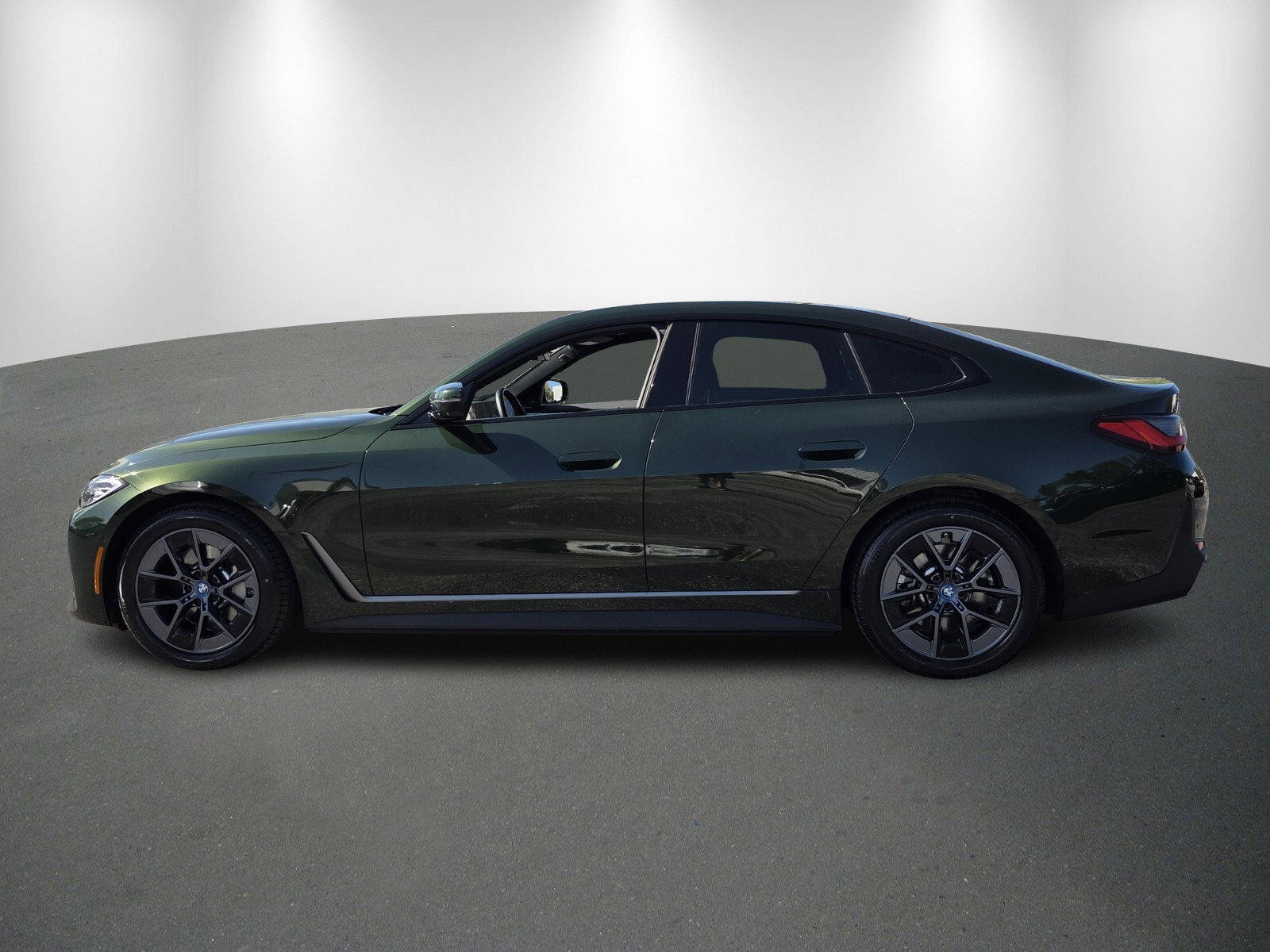 Certified 2023 BMW i4 eDrive40 image 4